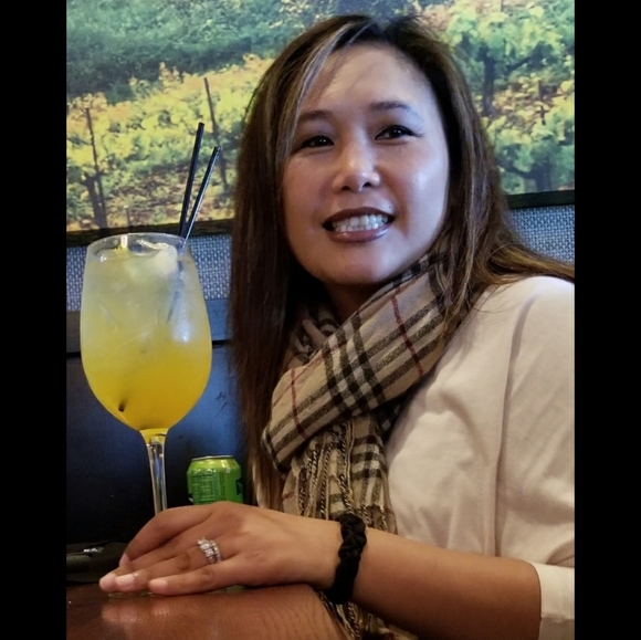 Meet your Posher, Deez - Picture 2 of 5